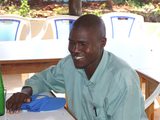 Mickael, le sourire d'un jeune papa qui évoque son histoire d'enfant Mickael, le sourire d'un jeune papa qui évoque son histoire d'enfant parrainé.